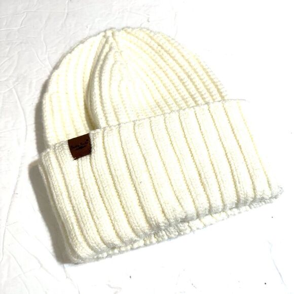 Britt's Knits Beanie Hat Men Women's Cream Thick Chunky Knit Winter Warm - Picture 1 of 5